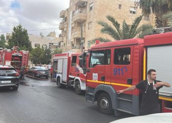 إخلاء عمارة سكنية بعد اندلاع حريق بإحدى الشقق في عمان