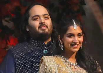 بذخ وحفلات فخمة لـ 4 أيام .. تفاصيل زفاف نجل أغنى رجل بآسيا