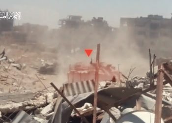 الاحتلال ينسحب من الدرج والشجاعية.. والمقاومة تقصف تجمعاته