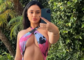 ليا كاتب الإيرانية، تسحر الجمهور في “Love Island USA” (صور)