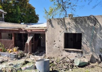 وزراء في حكومة الاحتلال اما تحطيم حزب الله وسلب قدراته و إما استسلام الحزب أو الحرب