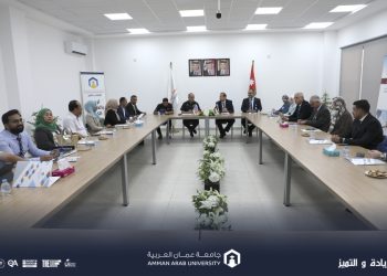 رئيس جامعة عمان العربية يستقبل وفداً أكاديمياً من جامعات ماليزية مرموقة