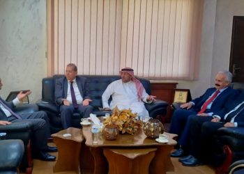 بحث التعاون المشترك بين جامعتي مؤتة وعمان العربية