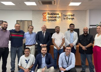 تحت مظلة مراكز أورنج الرقمية رياديو الموسم 11 يتلقون تدريباً