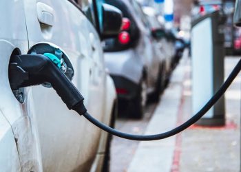 تطور مفاجئ.. أسعار السيارات الكهربائية تتجه لهبوط كبير