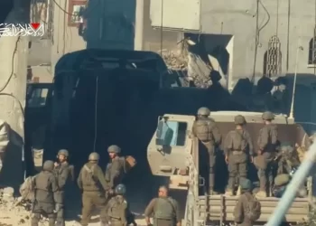 مقاوم من “القسام” يقتل ضابطا و3 جنود إسرائيليين طعنا في جباليا