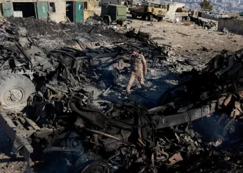 “غارات متزامنة”.. الجيش الإسرائيلي يستهدف مواقع في لبنان وغزة وسوريا