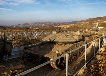 جيش الاحتلال يعزز قواته في المنطقة العازلة بالجولان و يدخل إلى القنيطرة جنوبي سوريا