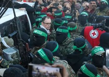 أبو عبيدة يعلن أسماء 4 مجندات للتبادل.. والاحتلال أمام “مأزق”