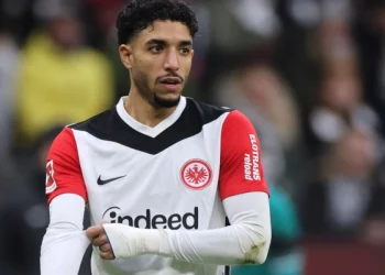 صفقة انضمام مرموش إلى مانشستر سيتي تتأجل.. وهذا السبب!