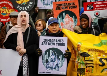 بأوامر من ترامب.. لا “أماكن محمية” في المداهمات ضد المهاجرين