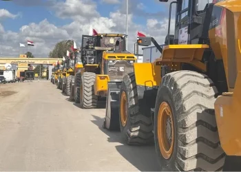 البيوت المتنقلة والمعدات الثقيلة لم تدخل لغزة بعد