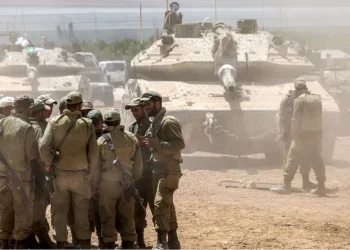 وزير الحرب الإسرائيلي يطلب من الجيش تجهيز خطة لتفريغ غزة من السكان