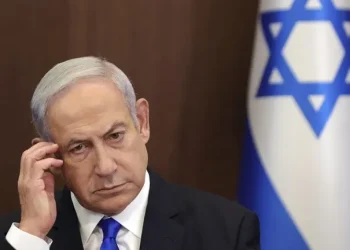 “هآرتس”.. إسرائيل أبلغت واشنطن بعدم التزامها باتفاق غزة