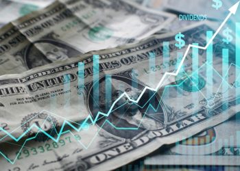 رسوم ترامب الجمركية تهز الأسواق العالمية والدولار يقفز