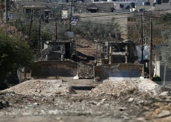 عدوان الاحتلال على جنين يدخل يومه الـ65: تجريف وحرق المنازل واعتقالات مستمرة