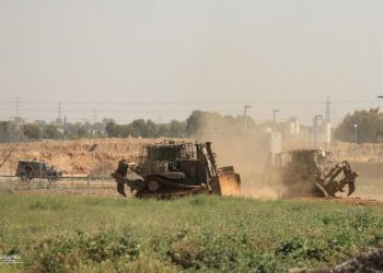 القسام تعلن إيقاع قوة للاحتلال بين قتيل وجريح في نفق مفخخ وتفجير جرافتين