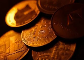 حملة واسعة ضد تعدين العملات المشفرة في دولة خليجية