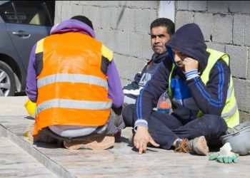 وزارة العمل.. تسفير أكثر من 3 آلاف عامل وافد “مخالف” منذ بداية العام الحالي