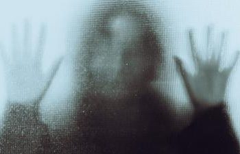 اغتصاب وسحب بلاغ بالإكراه.. قبرص متهمة بالتقاعس بالتحقيق مع إسرائيليين