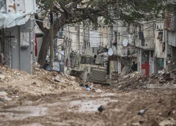 لليوم الـ75.. جيش الاحتلال يواصل عدوانه على مدينة طولكرم ومخيمها