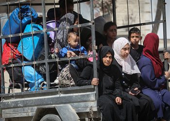 عشرات الشهداء في غزة معظمهم أطفال ونساء بقصف وغارات مكثفة