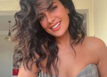 صبا مبارك تستعرض جمالها بلوك جديد (صور)