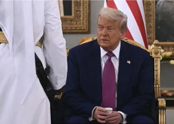 ترمب يمتنع عن شرب القهوة العربية خلال استقباله في السعودية