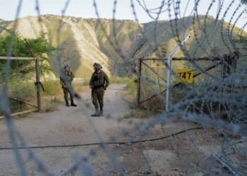 الاحتلال يدفع بتعزيزات على الحدود الأردنية