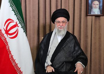 خامنئي .. سحقنا الكيان ووجّهنا صفعة قاسية لأميركا التي تدخلت لمنع إبادة إسرائيل