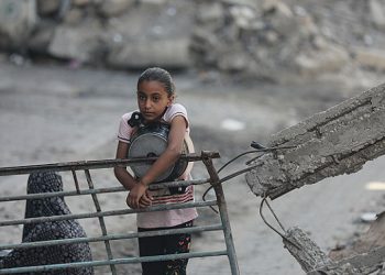 72 شهيدا خلال 24 ساعة وشهداء بينهم أطفال بقصف مدرسة تؤوي نازحين