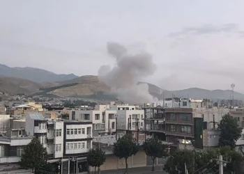 (حرب الكهرباء).. قصف يقطع التيار عن شمال طهران وجنوب إسرائيل