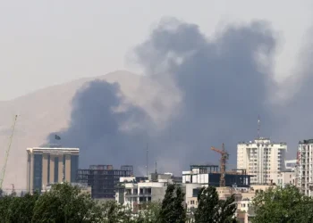 الاحتلال يعلن شن غارات على غرب إيران و طهران تقصف تل أبيب مجددا