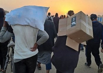 20 شهيدًا ومئات الجرحى في استهداف مركز مساعدات غرب رفح