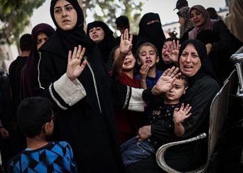 أكثر من 80 شهيدا بغارات متواصلة بينهم 17 من منتظري المساعدات