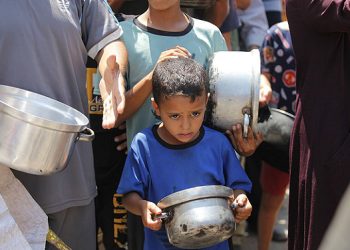 استشهاد 142 فلسطينيا وإصابة 487 وخسائر للاحتلال بعمليات للمقاومة شرق حي الشجاعية