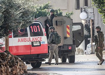 5 إصابات بالرصاص الحيّ خلال اقتحام الاحتلال مخيّم الفوار بالخليل