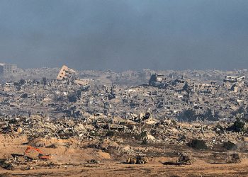 “قوة أوريا”.. جرافات يقودها مستوطنون متطرفون مهمتهم “تسوية غزة بالأرض”