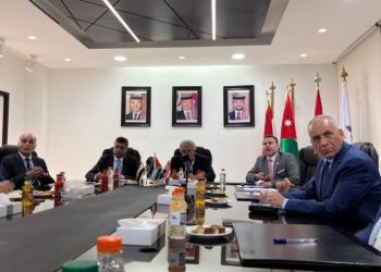 وزير النقل يشيد بشركة الجسر العربي.. نموذج للتعاون العربي المشترك