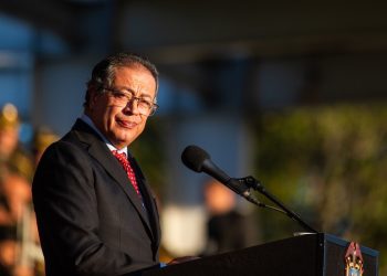 من هو الرئيس الذي طالب بجيش دولي لتحرير فلسطين