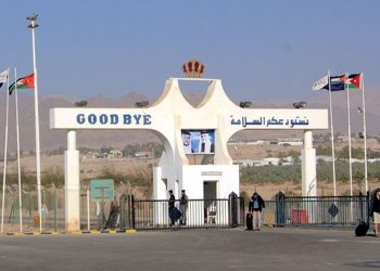 إغلاق جسر الملك حسين بعد مقتل جندي وإصابة آخر