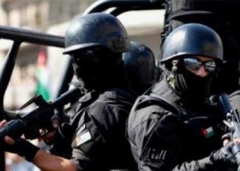 إصابة رجلي أمن عام من البحث الجنائي أثناء إلقاء القبض على مطلوبين