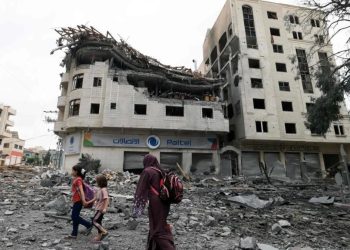 انقطاع خدمات الانترنت والاتصالات الأرضية في محافظتي غزة وشمال غزة