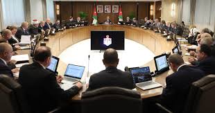 وزير يرفض القرار ويهدد بالاستقالة من الحكومة