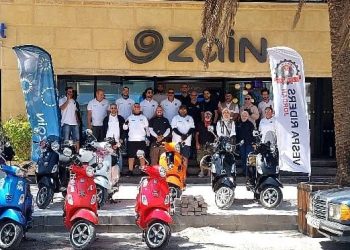 زين تدعم رحلة مالكي دراجات فيسبا إلى العقبة لتنشيط السياحة