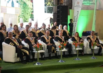 وزير السياحة والآثار يرعى حفل تخريج كلية عمون الجامعية التطبيقية