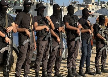 حماس مستعدة لتسليم إدارة غزة ومباحثات لنشر قوة دولية بالقطاع