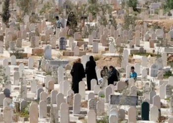 الأردن .. مغسّل موتى يحذر من استغلال مراكز خدمات الجنائز