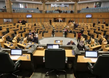 المالية النيابية.. نسعى لإقرار الموازنة قبل نهاية كانون الثاني