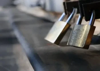 مول في اربد يلحق ٣ مولات تجارية